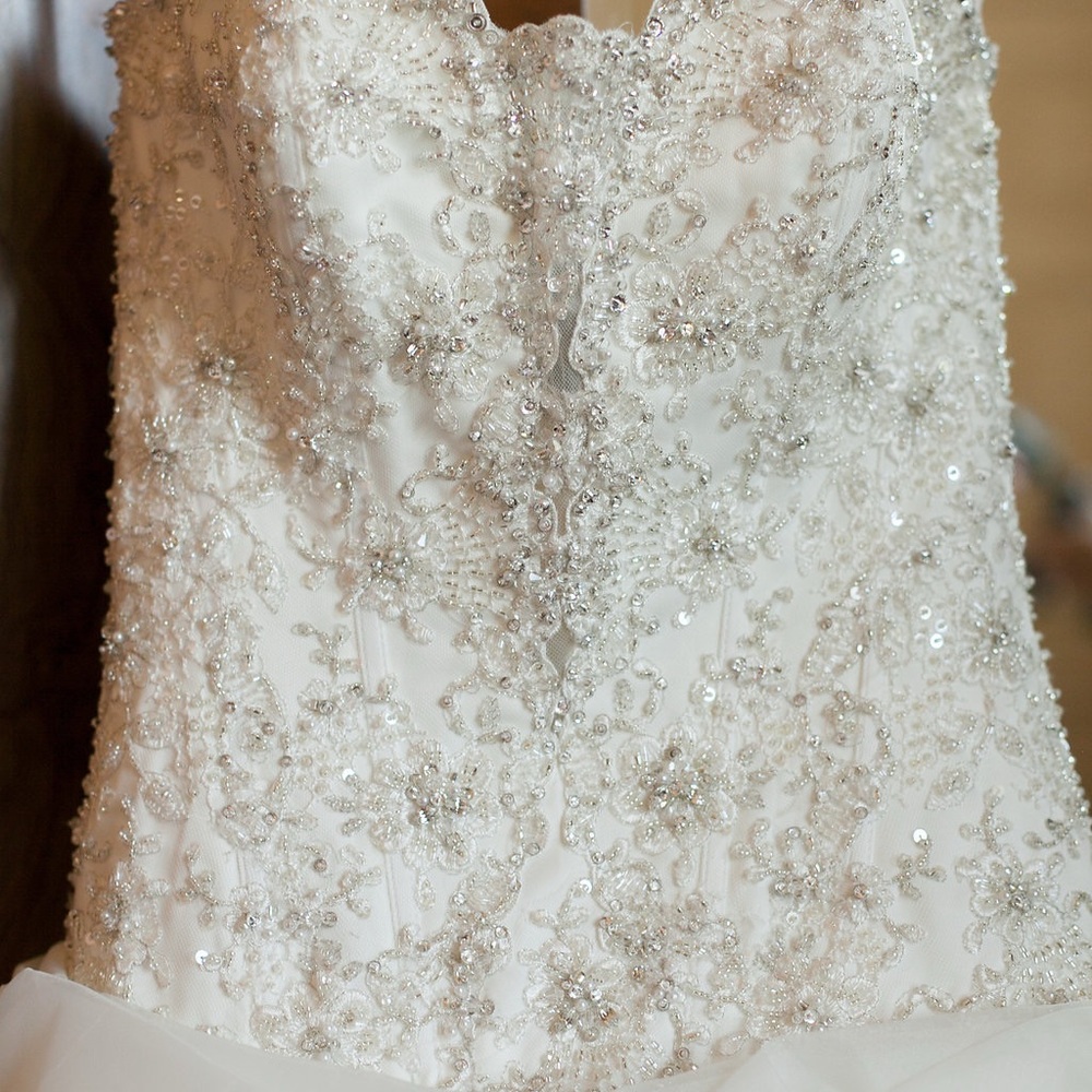 Allure Bridals White and Silver Wedding Dress
